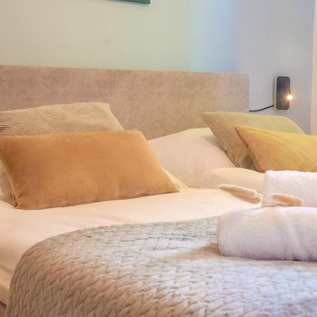 Milpau Buer 2 - Modernes Apartment Mit Queensize-Bett, Netflix, Nespresso, Waschmaschine & Smart Tv 盖尔森基兴 外观 照片