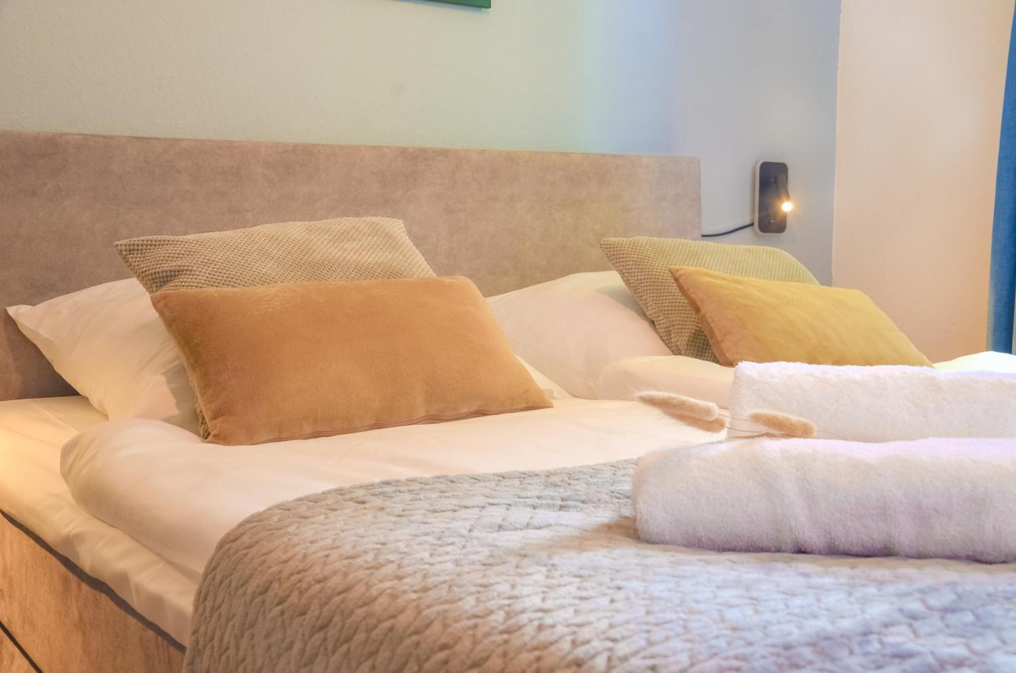 Milpau Buer 2 - Modernes Apartment Mit Queensize-Bett, Netflix, Nespresso, Waschmaschine & Smart Tv 盖尔森基兴 外观 照片