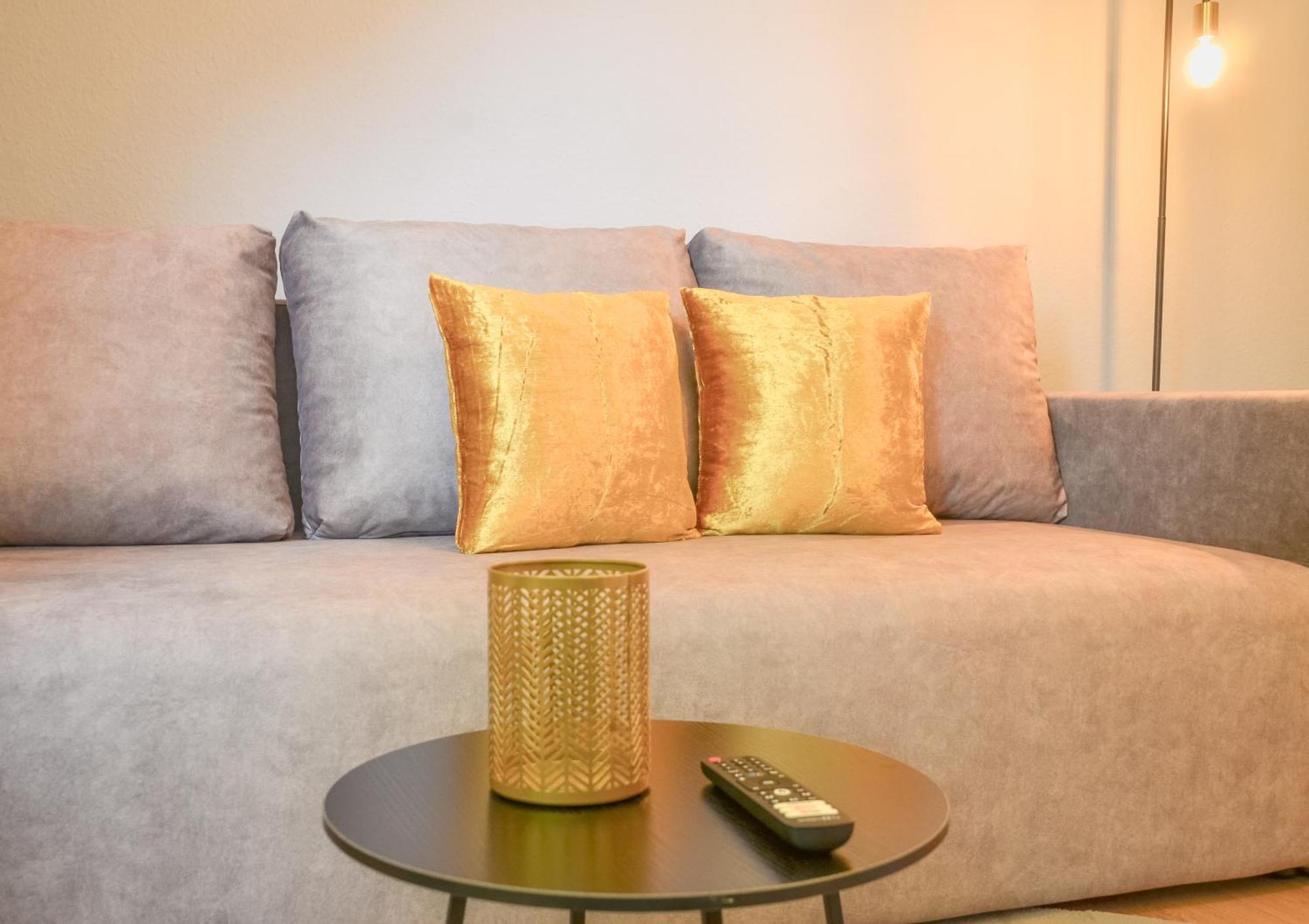 Milpau Buer 2 - Modernes Apartment Mit Queensize-Bett, Netflix, Nespresso, Waschmaschine & Smart Tv 盖尔森基兴 外观 照片