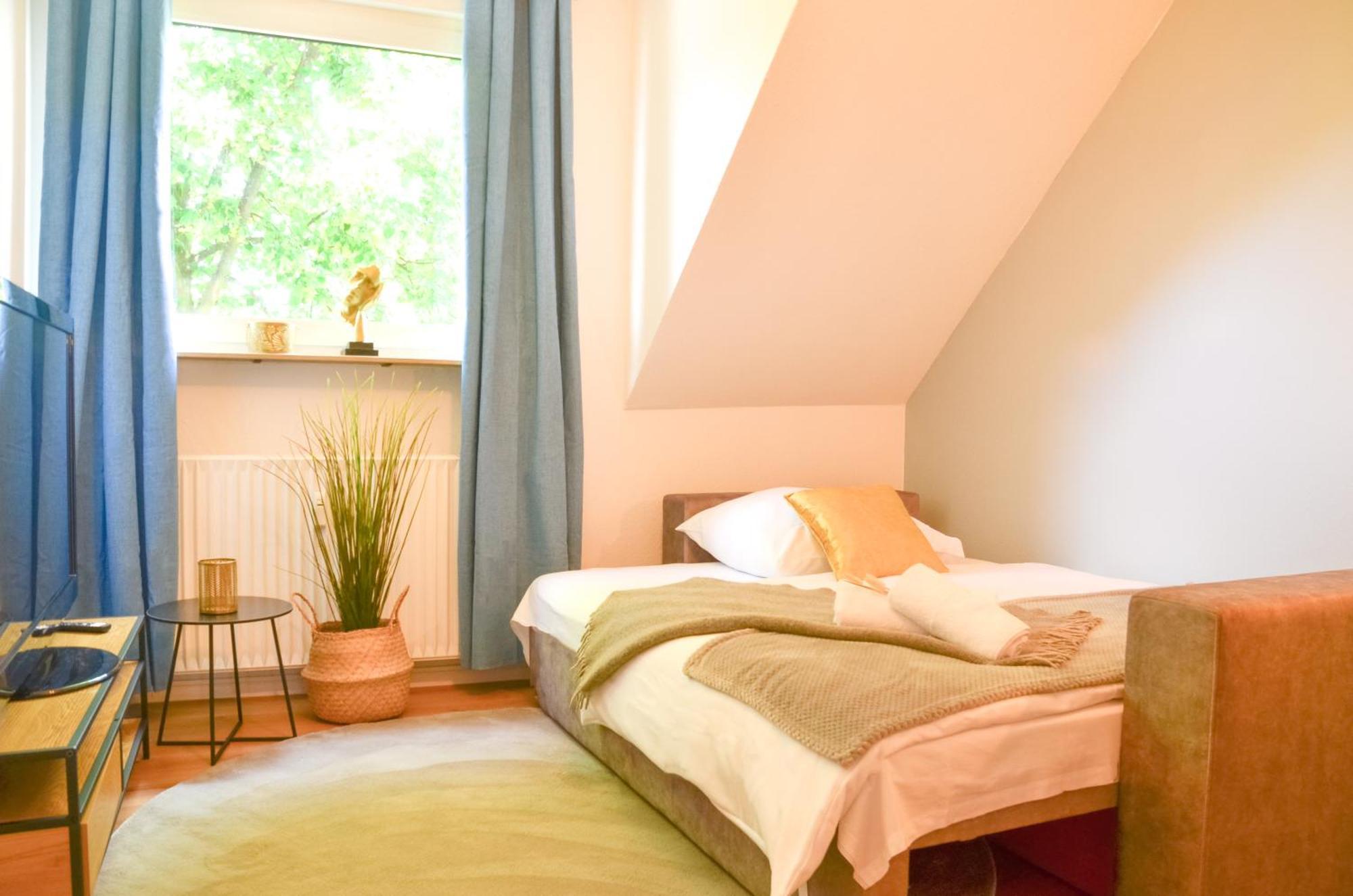 Milpau Buer 2 - Modernes Apartment Mit Queensize-Bett, Netflix, Nespresso, Waschmaschine & Smart Tv 盖尔森基兴 外观 照片