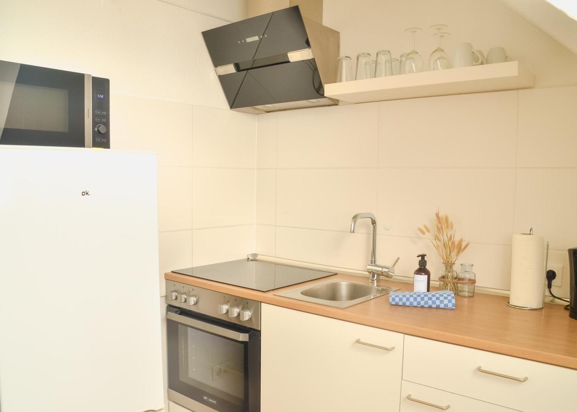 Milpau Buer 2 - Modernes Apartment Mit Queensize-Bett, Netflix, Nespresso, Waschmaschine & Smart Tv 盖尔森基兴 外观 照片